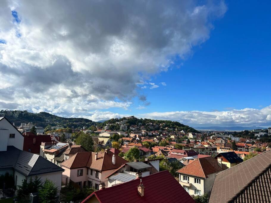 Central Apartment With Panoramic View บราชอฟ ภายนอก รูปภาพ